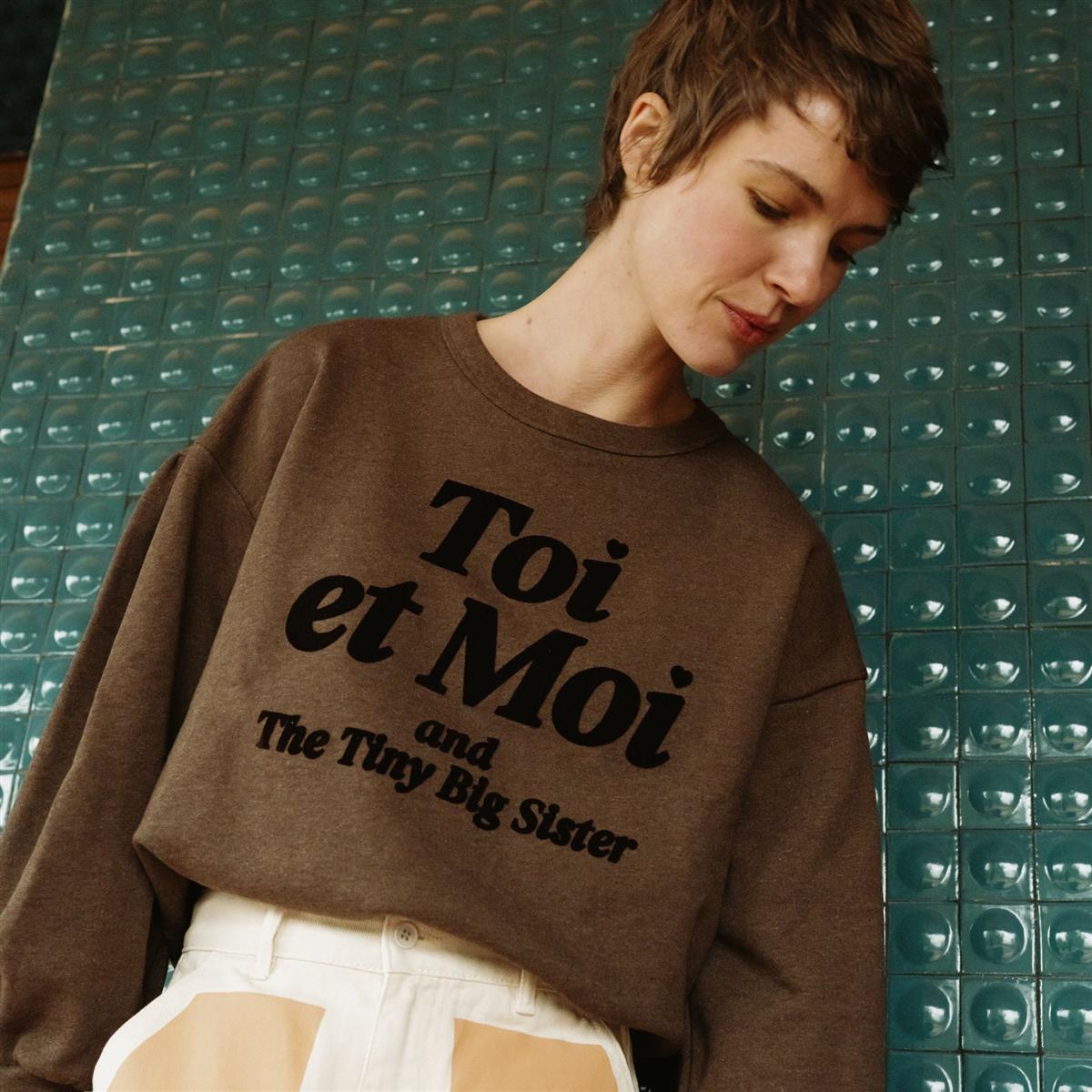 THE TINY BIG SISTER - Toi et Moi Volume sleeve sweatshirt