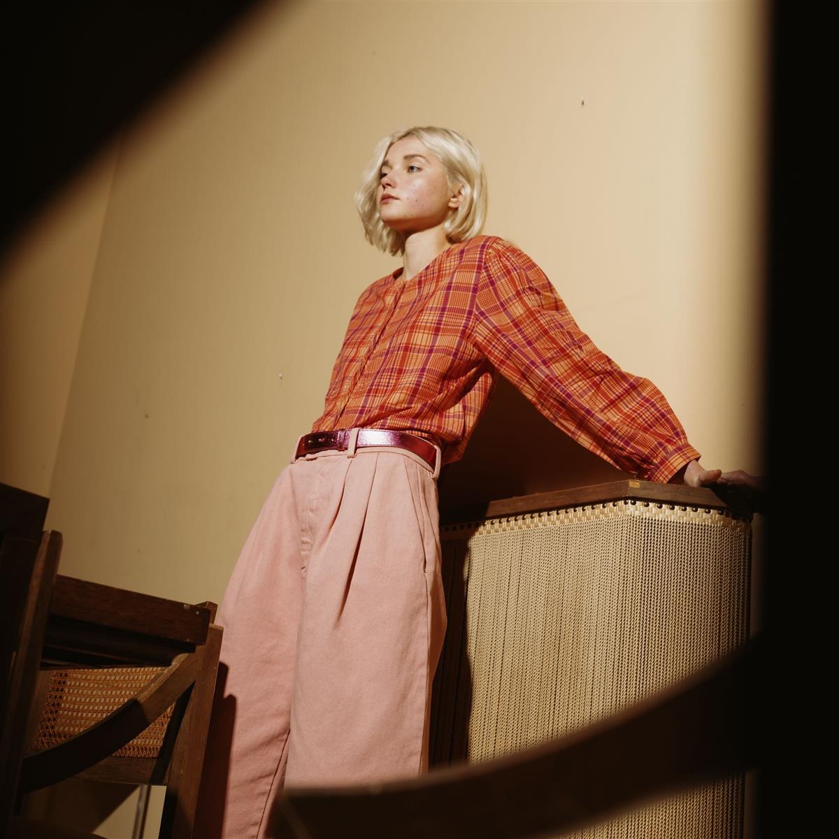 THE TINY BIG SISTER -  Pleated twill trousers