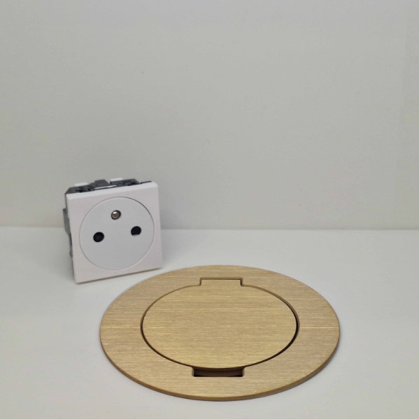 Floor Socket Round TAIL - 2P+T FR/BE - Brushed Brass